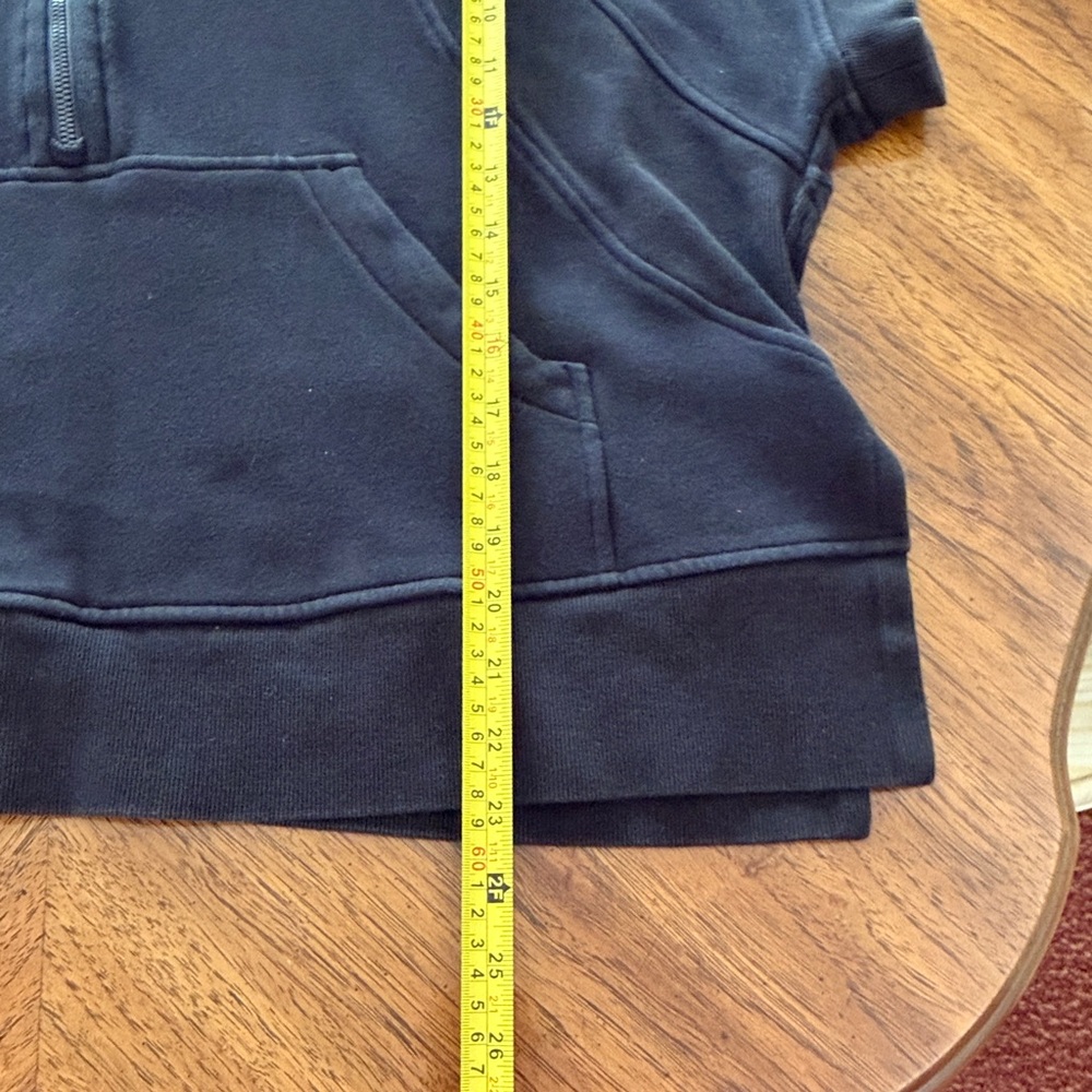 Lululemon Scuba Short Sleeve - Picture 3 of 8
